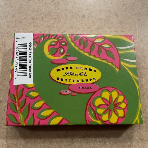 New, Blue Q Field Trip Tin Pocket Box - Picture 2 of 5